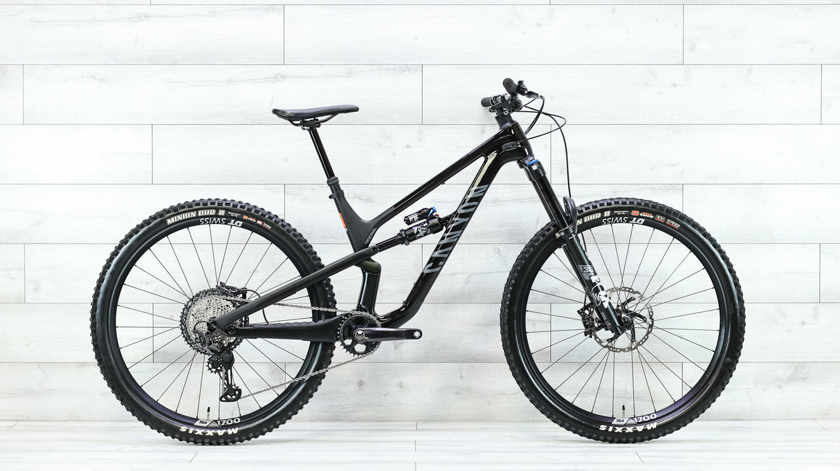 Canyon Spectral 29 CF 8 Mountain Bike - 2024, Medium