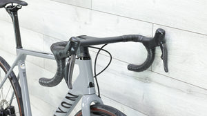 Canyon Ultimate CF SL 8 Disc Di2 Road Bike - 2022, Medium