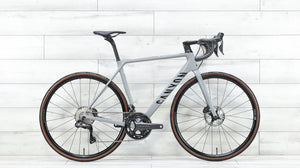 Canyon Ultimate CF SL 8 Disc Di2 Road Bike - 2022, Medium