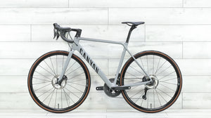 Canyon Ultimate CF SL 8 Disc Di2 Road Bike - 2022, Medium