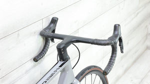 Canyon Ultimate CF SL 8 Disc Di2 Road Bike - 2022, Medium