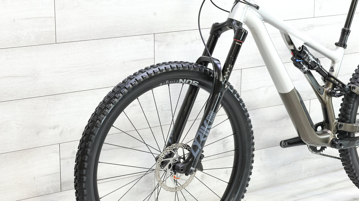 Specialized Stumpjumper EVO Mountain Bike - 2022, Medium (S3)