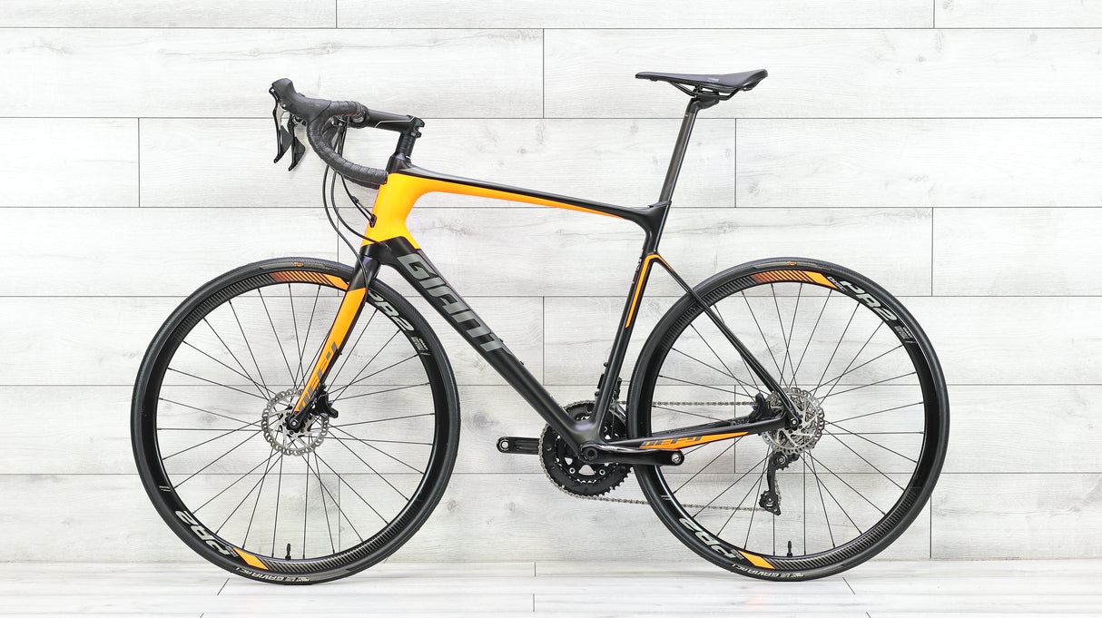 Giant Defy Advanced 2 Road Bike - 2018, Large