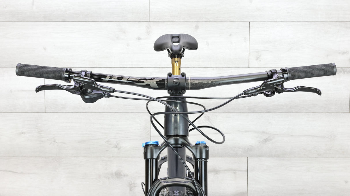 Trek X-Caliber 8 Factory Mountain Bike - 2022, Small