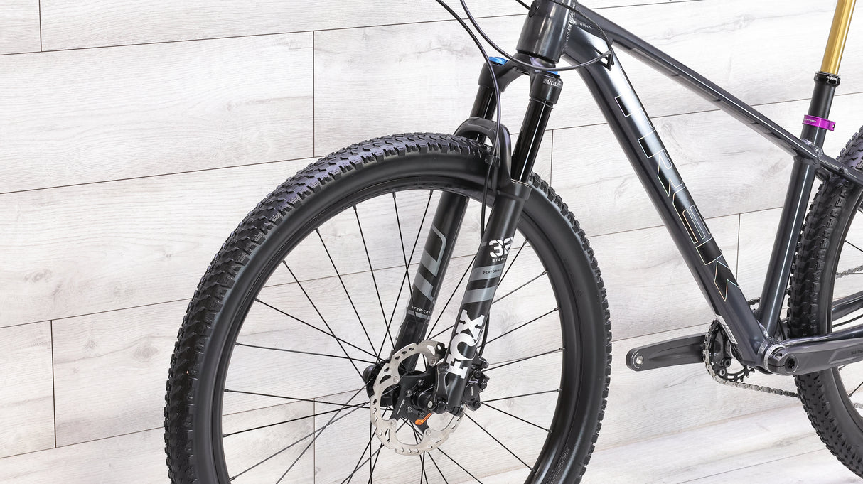 Trek X-Caliber 8 Factory Mountain Bike - 2022, Small
