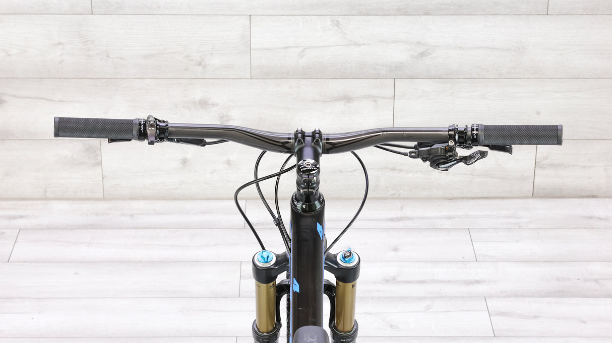 Pivot Mach 4 Shimano XTR Mountain Bike - 2019, Large