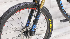 Pivot Mach 4 Shimano XTR Mountain Bike - 2019, Large