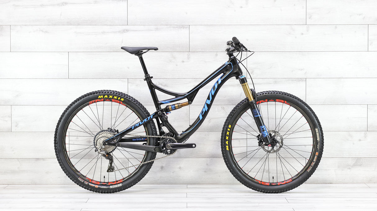 Pivot Mach 4 Shimano XTR Mountain Bike - 2019, Large