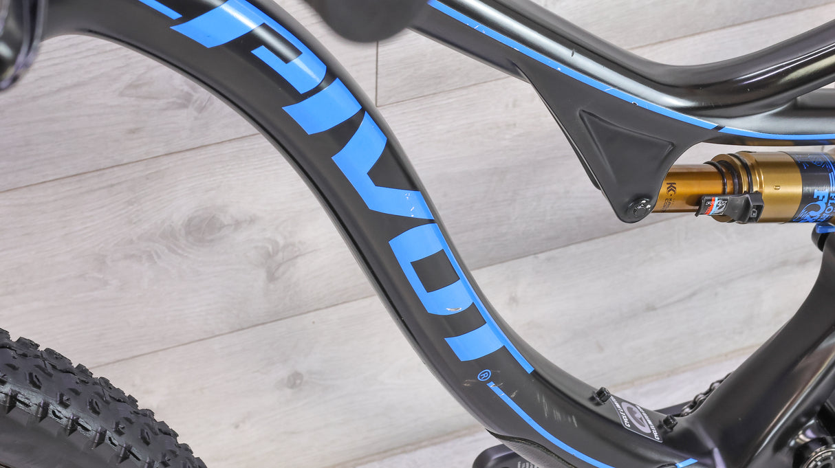 Pivot Mach 4 Shimano XTR Mountain Bike - 2019, Large