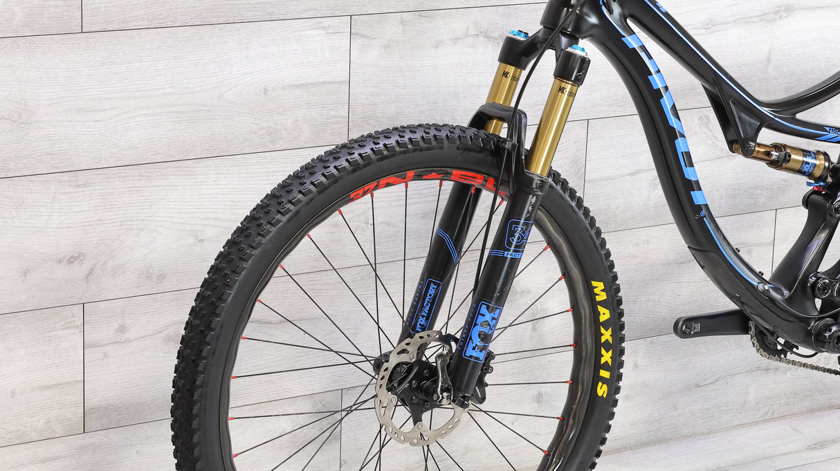 Pivot Mach 4 Shimano XTR Mountain Bike - 2019, Large