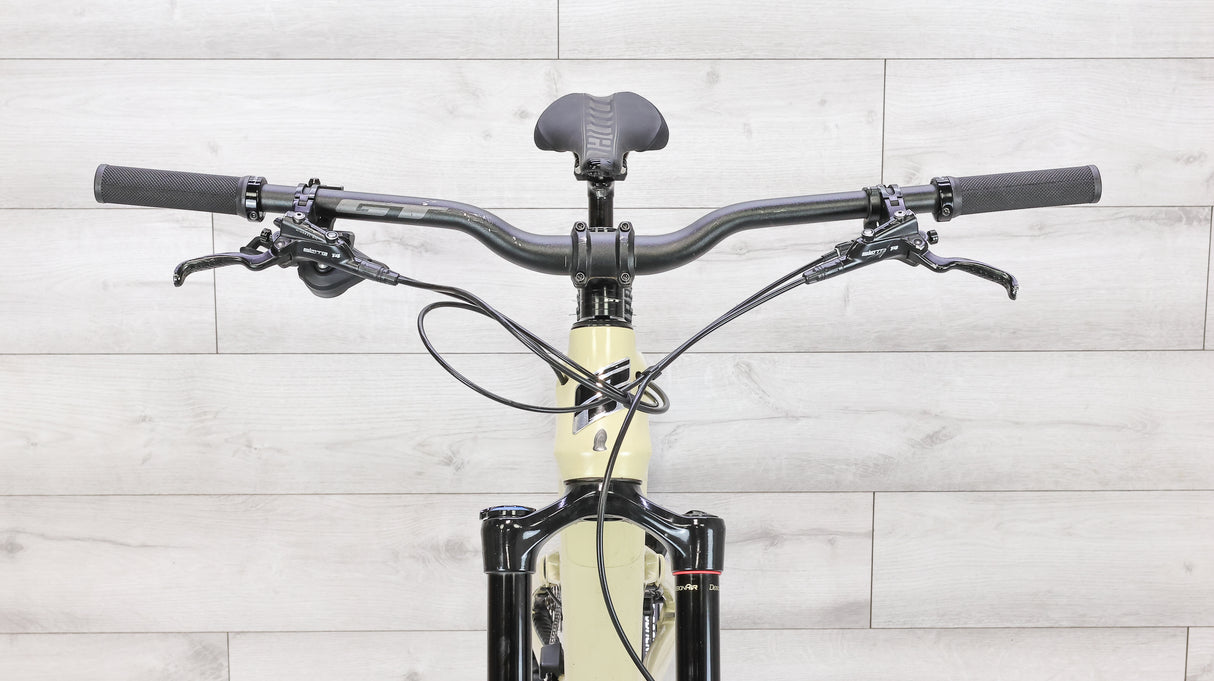 GT Force Carbon Elite Mountain Bike - 2023, Medium