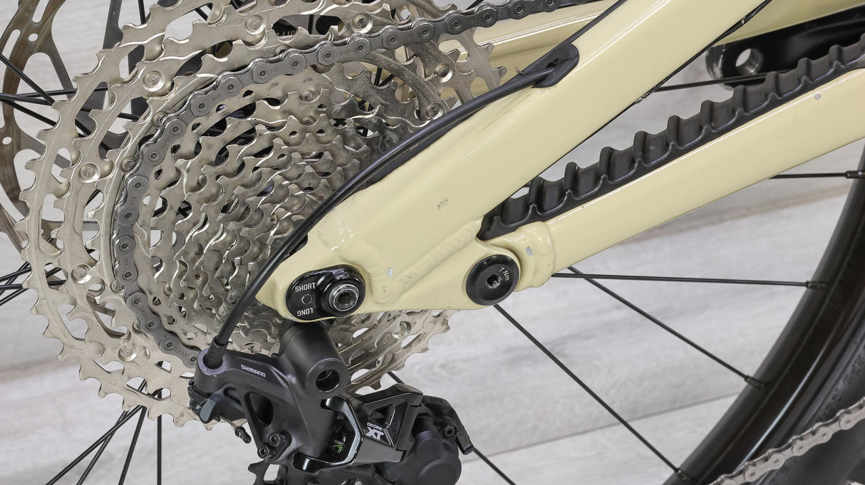 GT Force Carbon Elite Mountain Bike - 2023, Medium