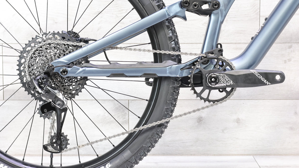 Specialized Stumpjumper EVO Alloy 27.5 Factory Mountain Bike - 2019, Small (S2)
