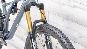 Specialized Stumpjumper EVO Alloy 27.5 Factory Mountain Bike - 2019, Small (S2)