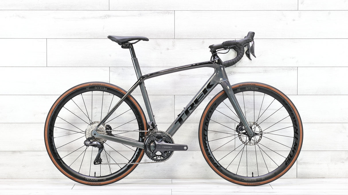 Trek Domane SL 7 Ultegra Di2 Gen 3 Road Bike - 2022, 54cm