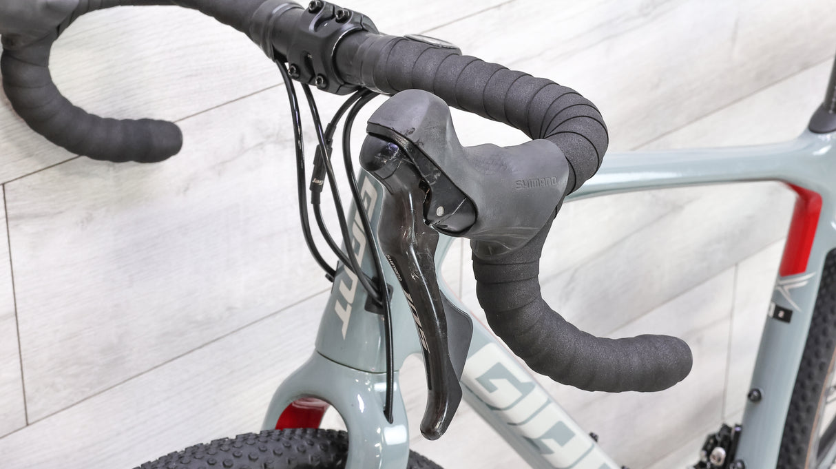 Giant Revolt Advanced 2 Gravel Bike - 2019, Small