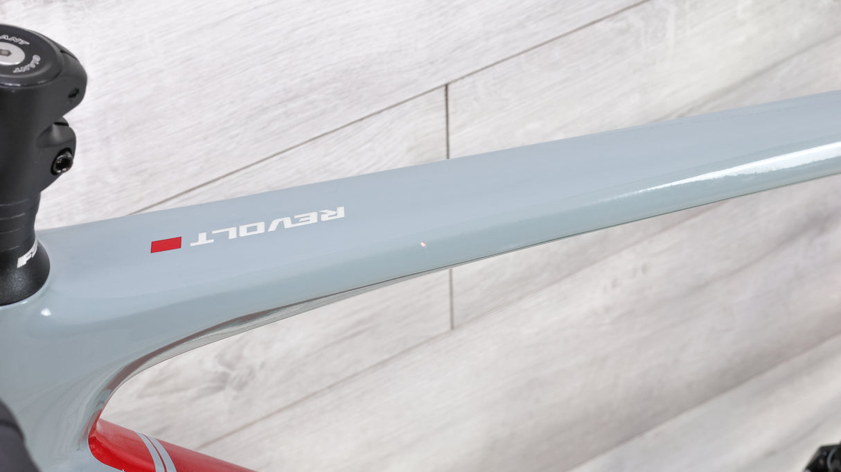 Giant Revolt Advanced 2 Gravel Bike - 2019, Small
