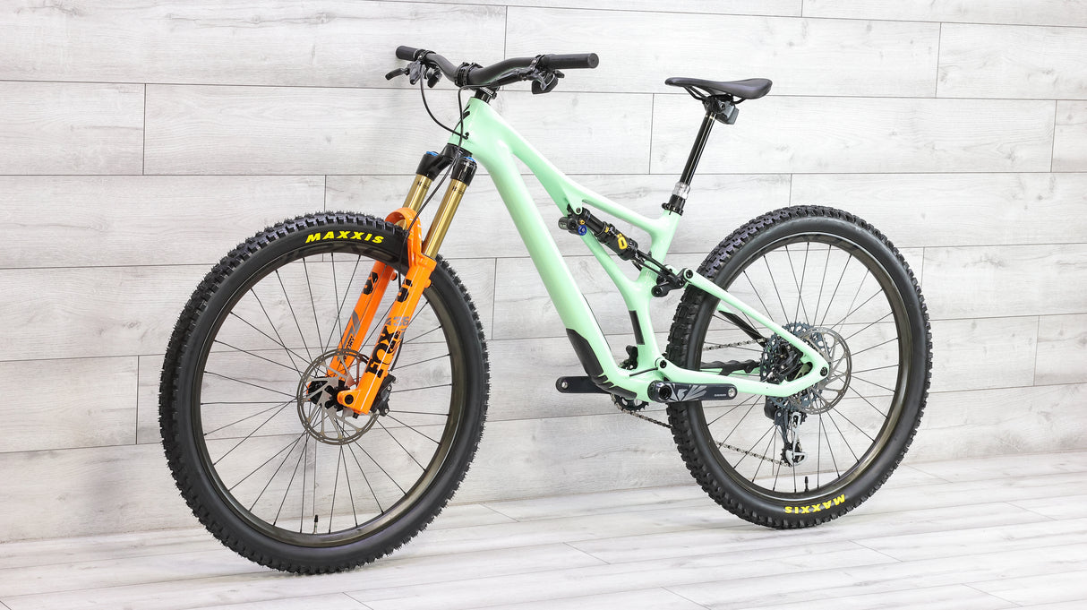 Specialized Stumpjumper Pro Mountain Bike - 2022, Medium (S3)