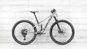 Trek Top Fuel 9.7 Mountain Bike - 2021, Small