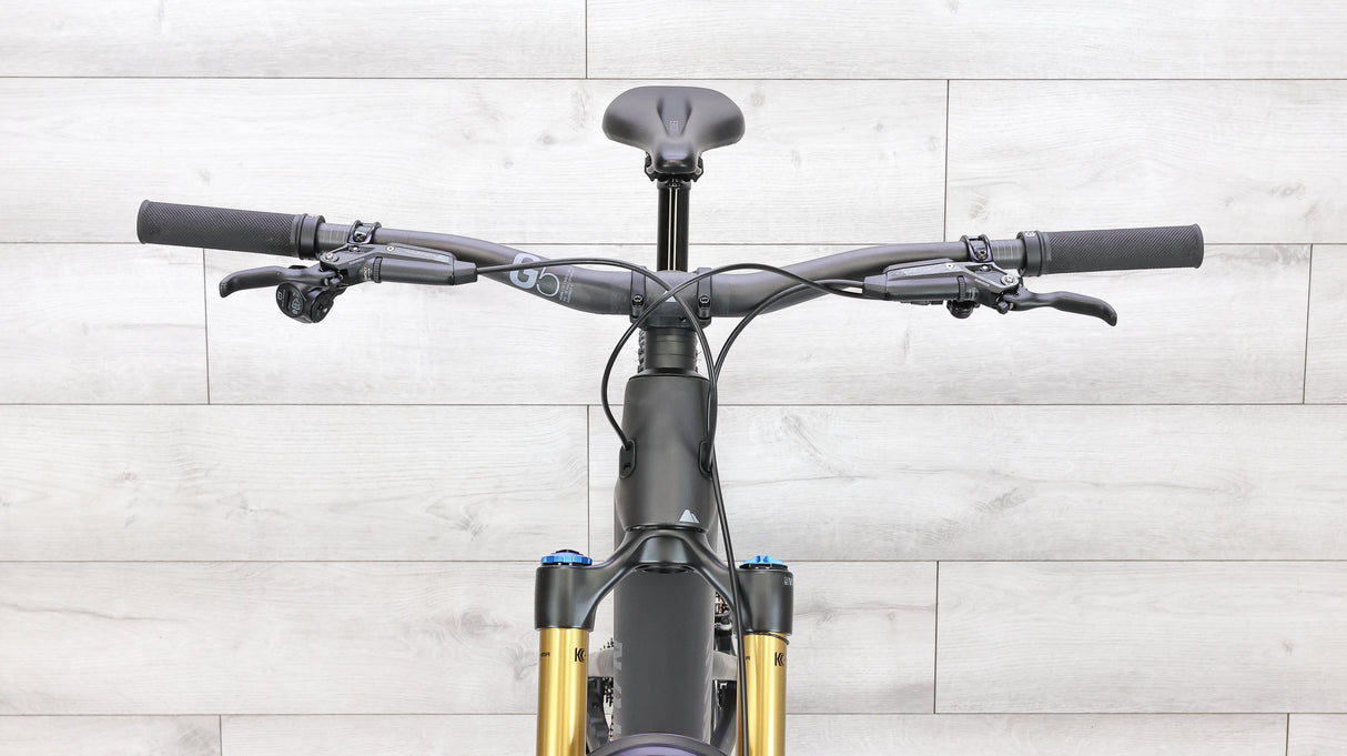 Canyon Spectral CF 9 Mountain Bike - 2025, Small