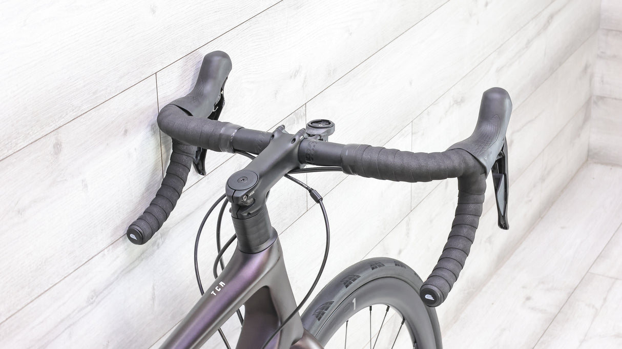Giant TCR Advanced Pro 1 Disc Road Bike - 2021, Med/Large