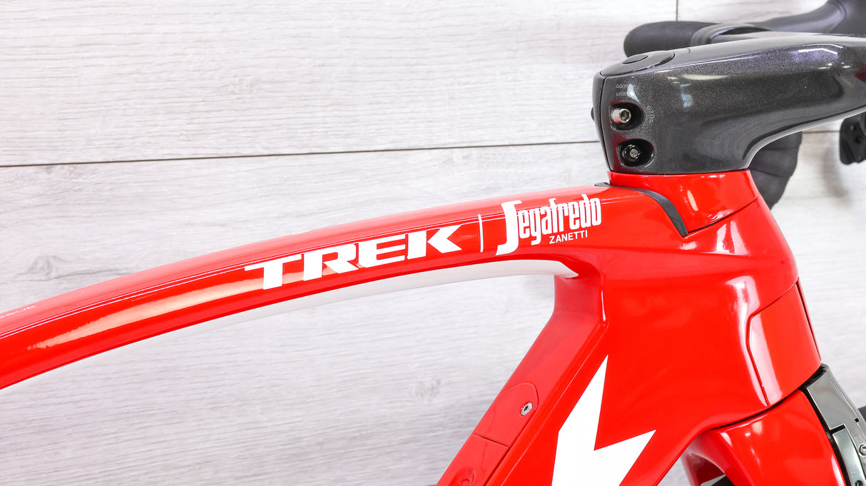 Trek Madone 9 Red eTap AXS Race Shop Limited Road Bike - 2017, 52cm