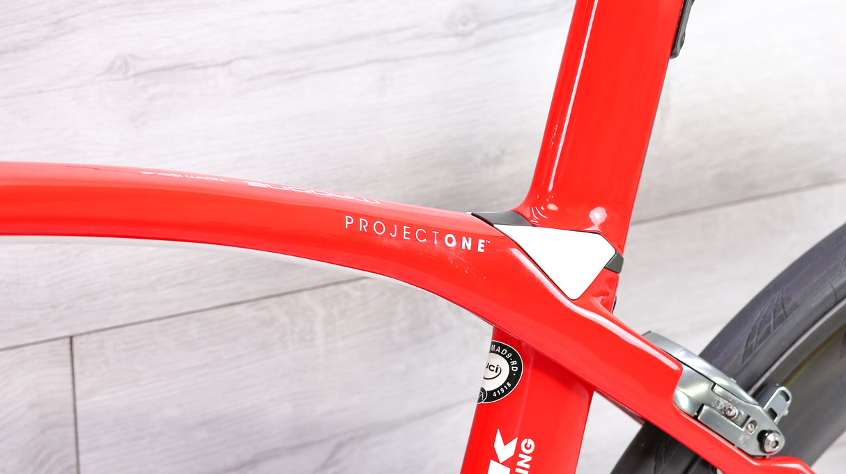 Trek Madone 9 Red eTap AXS Race Shop Limited Road Bike - 2017, 52cm