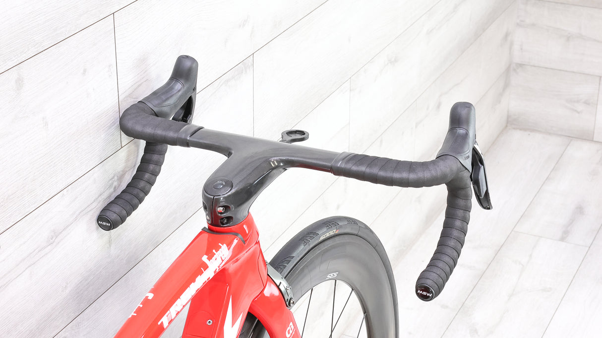 Trek Madone 9 Red eTap AXS Race Shop Limited Road Bike - 2017, 52cm