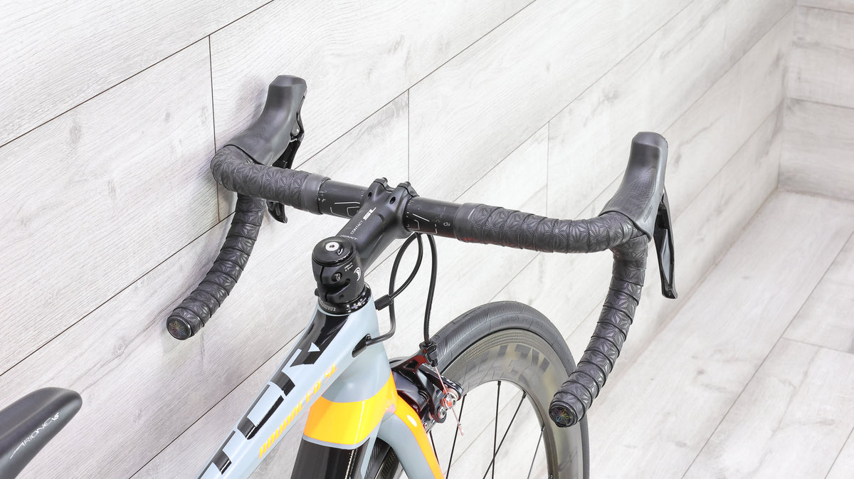 Giant TCR Advanced SL 2 KOM Road Bike - 2018, Small