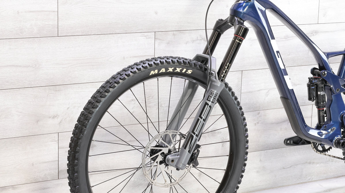 GT Force Carbon Pro LE Mountain Bike - 2021, Medium