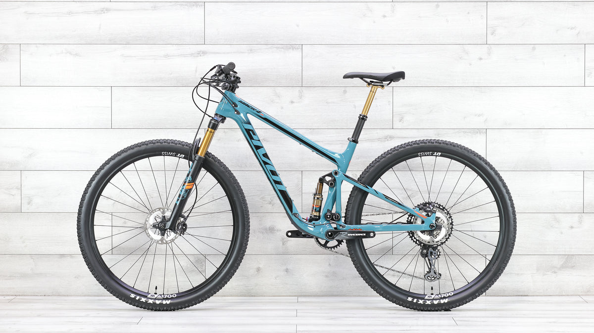 Pivot Mach 4 SL Pro XTR Mountain Bike - 2021, Medium