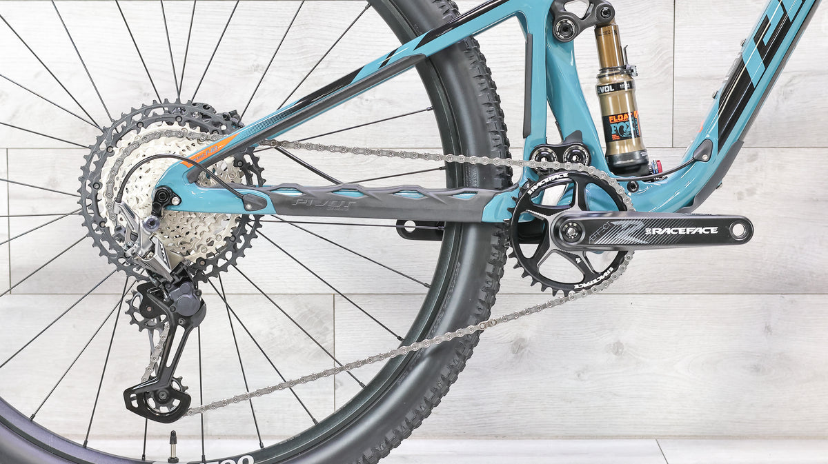 Pivot Mach 4 SL Pro XTR Mountain Bike - 2021, Medium
