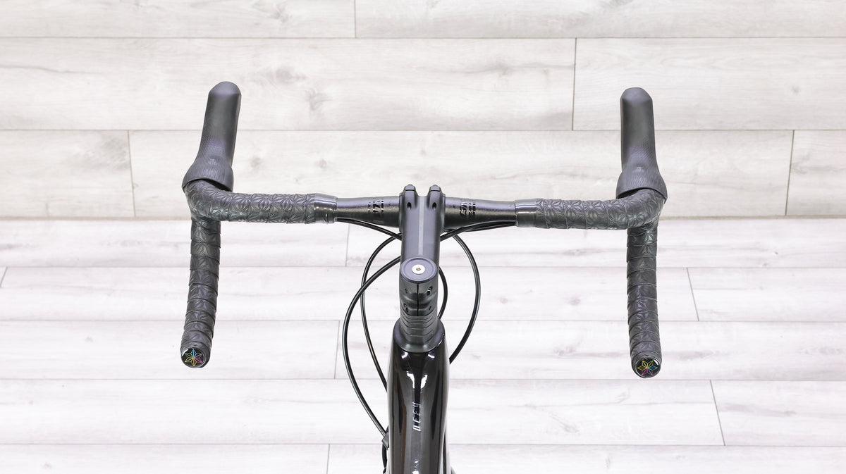 Giant Defy Advanced 1 Road Bike - 2022, Large