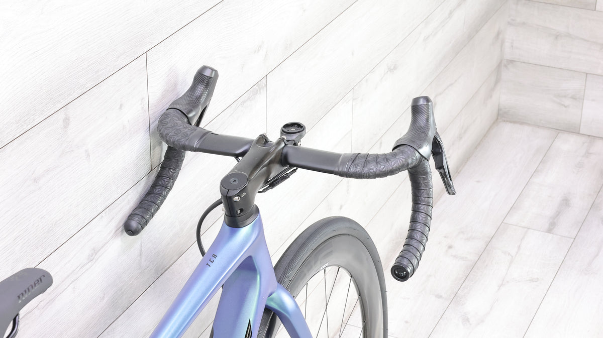 Giant TCR Advanced SL Disc Road Bike - 2021, Medium