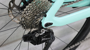 Bianchi Oltre Race 105 Di2 Road Bike - 2024, 53cm