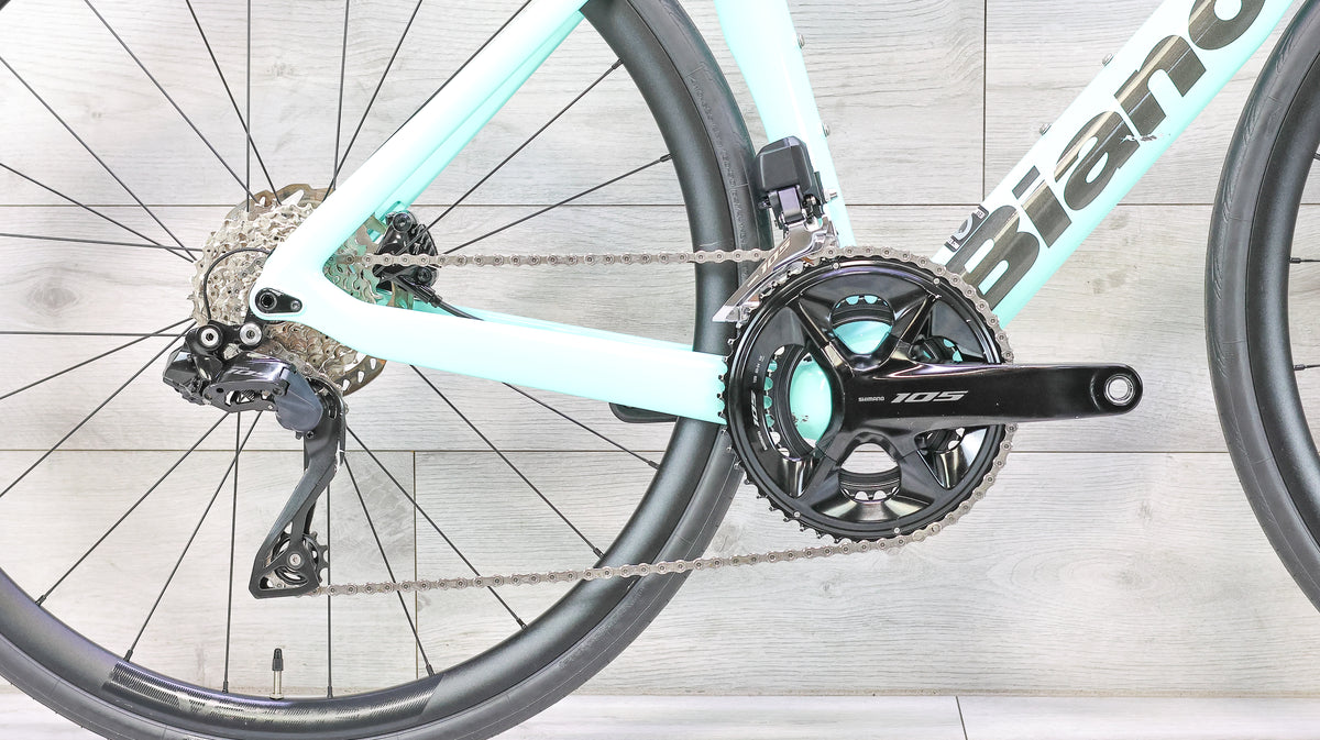 Bianchi Oltre Race 105 Di2 Road Bike - 2024, 53cm
