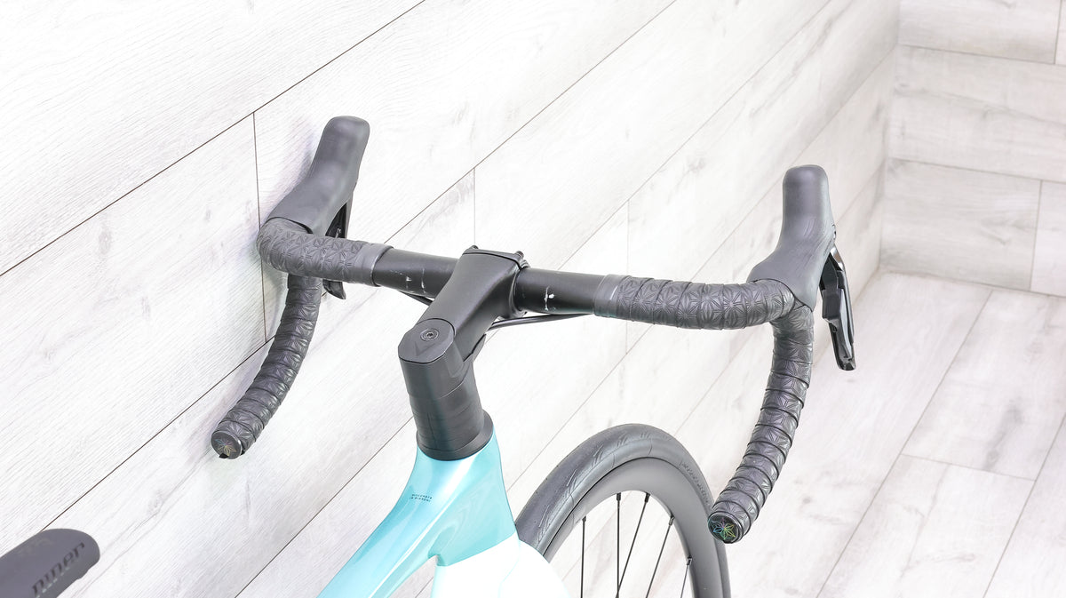 Bianchi Oltre Race 105 Di2 Road Bike - 2024, 53cm