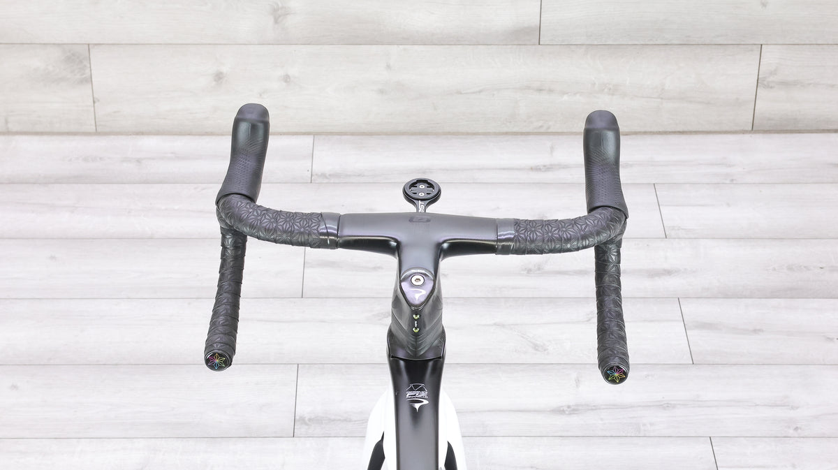 Pinarello Dogma F12 Disk Red eTap AXS w/Zipp 404 NSW Road Bike - 2021, 50cm