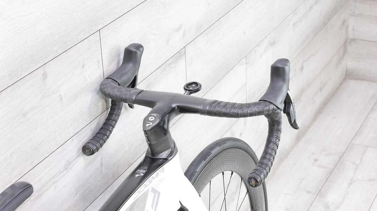 Pinarello Dogma F12 Disk Red eTap AXS w/Zipp 404 NSW Road Bike - 2021, 50cm