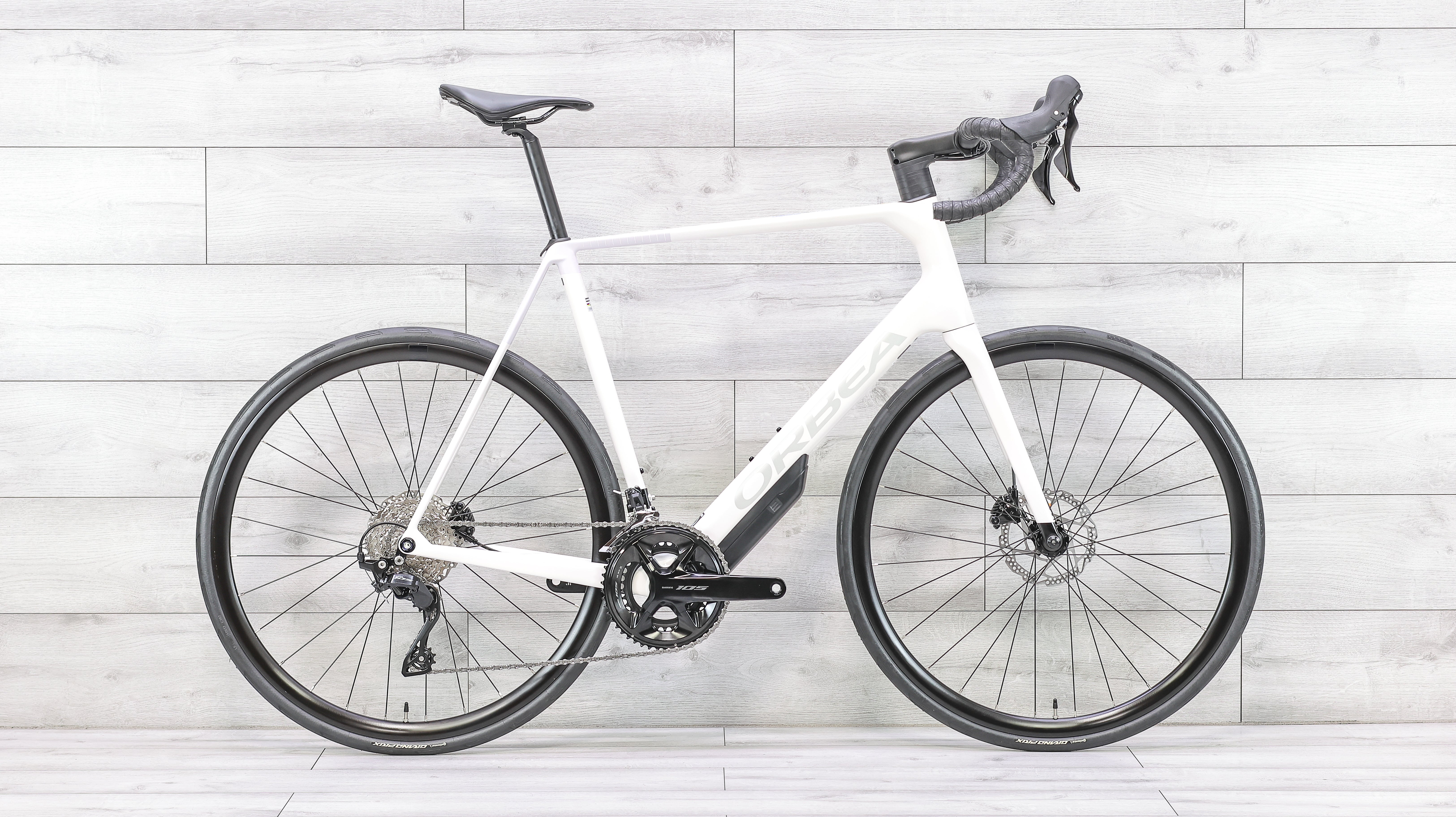 Road Bikes for Sale – New & Certified Pre-Owned - Specialized
