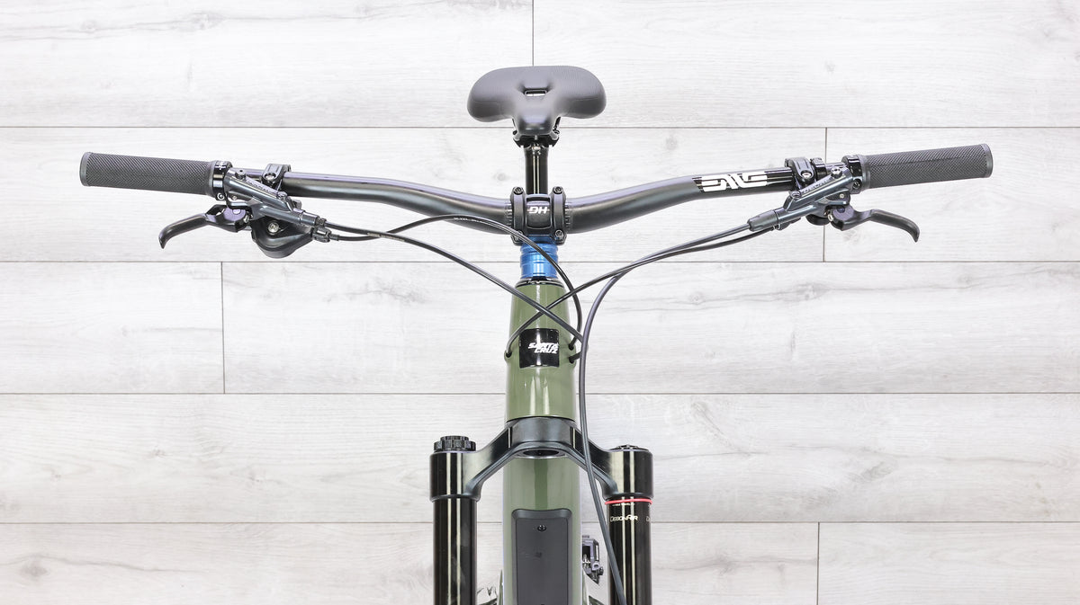Santa Cruz Bronson Carbon Mountain Bike - 2022, Large