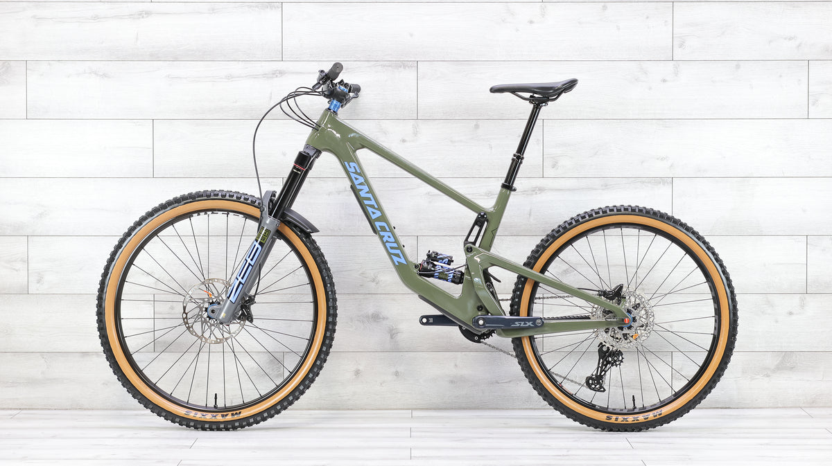 Santa Cruz Bronson Carbon Mountain Bike - 2022, Large