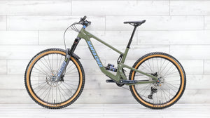 Santa Cruz Bronson Carbon Mountain Bike - 2022, Large