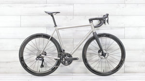 Moots Vamoots CRD Ultegra Di2 w/ENVE SES 3.4 Titanium Road Bike - 2024, 58cm