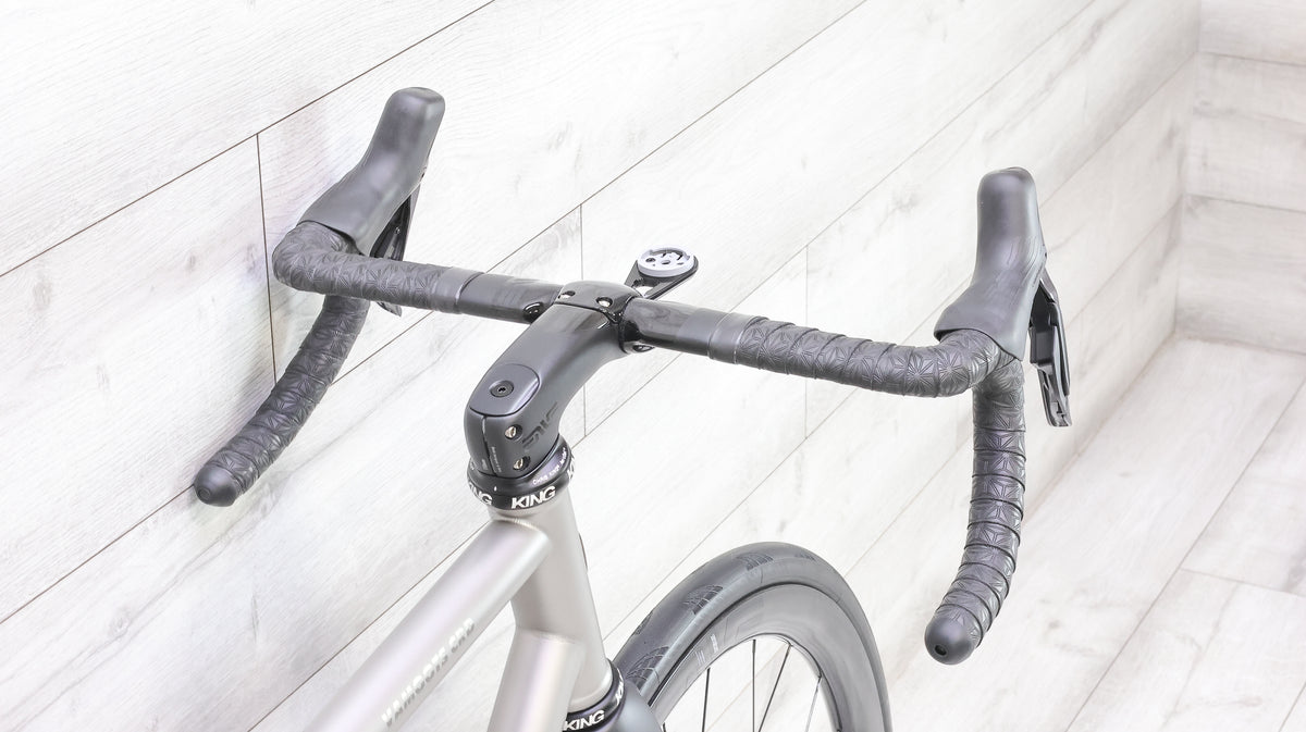 Moots Vamoots CRD Ultegra Di2 w/ENVE SES 3.4 Titanium Road Bike - 2024, 58cm