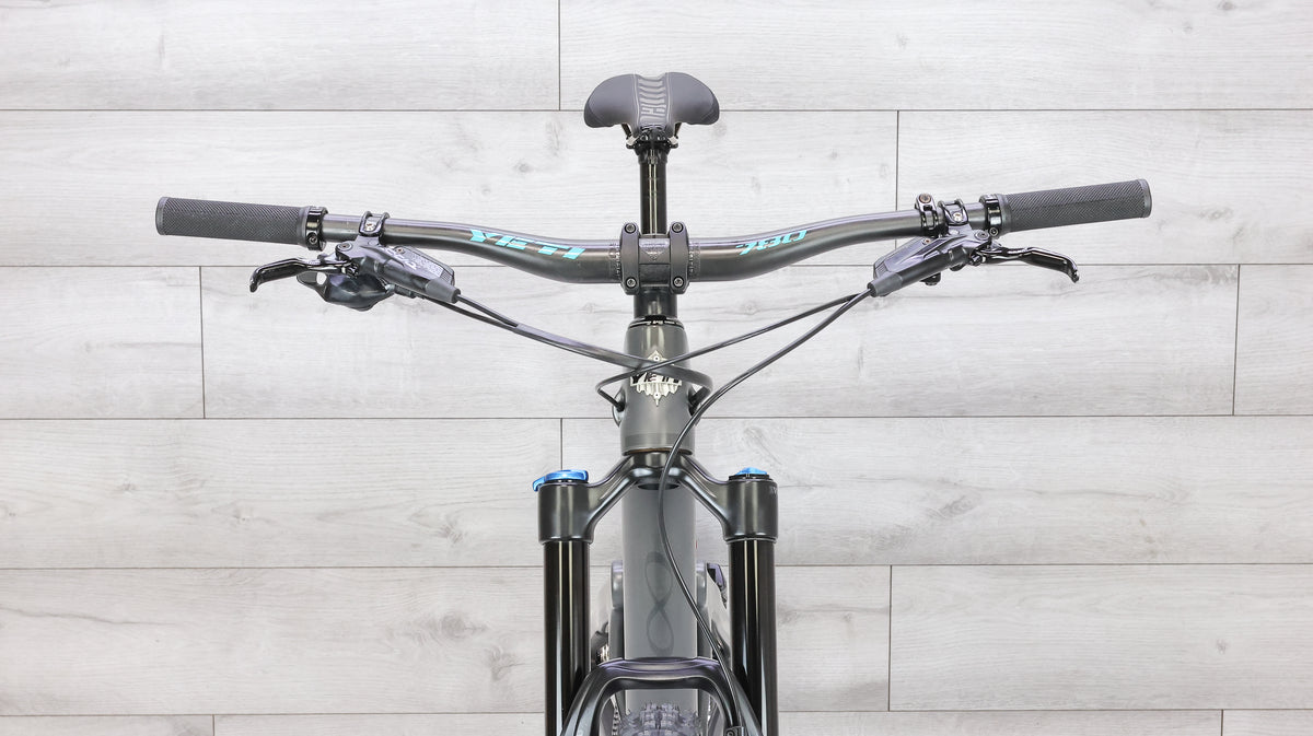 Yeti SB130 C2 Mountain Bike - 2022, Medium
