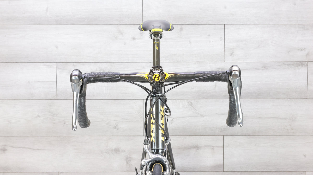 Trek Madone SL Livestrong Limited Edition Lance Armstrong Road Bike - 2005, 60cm