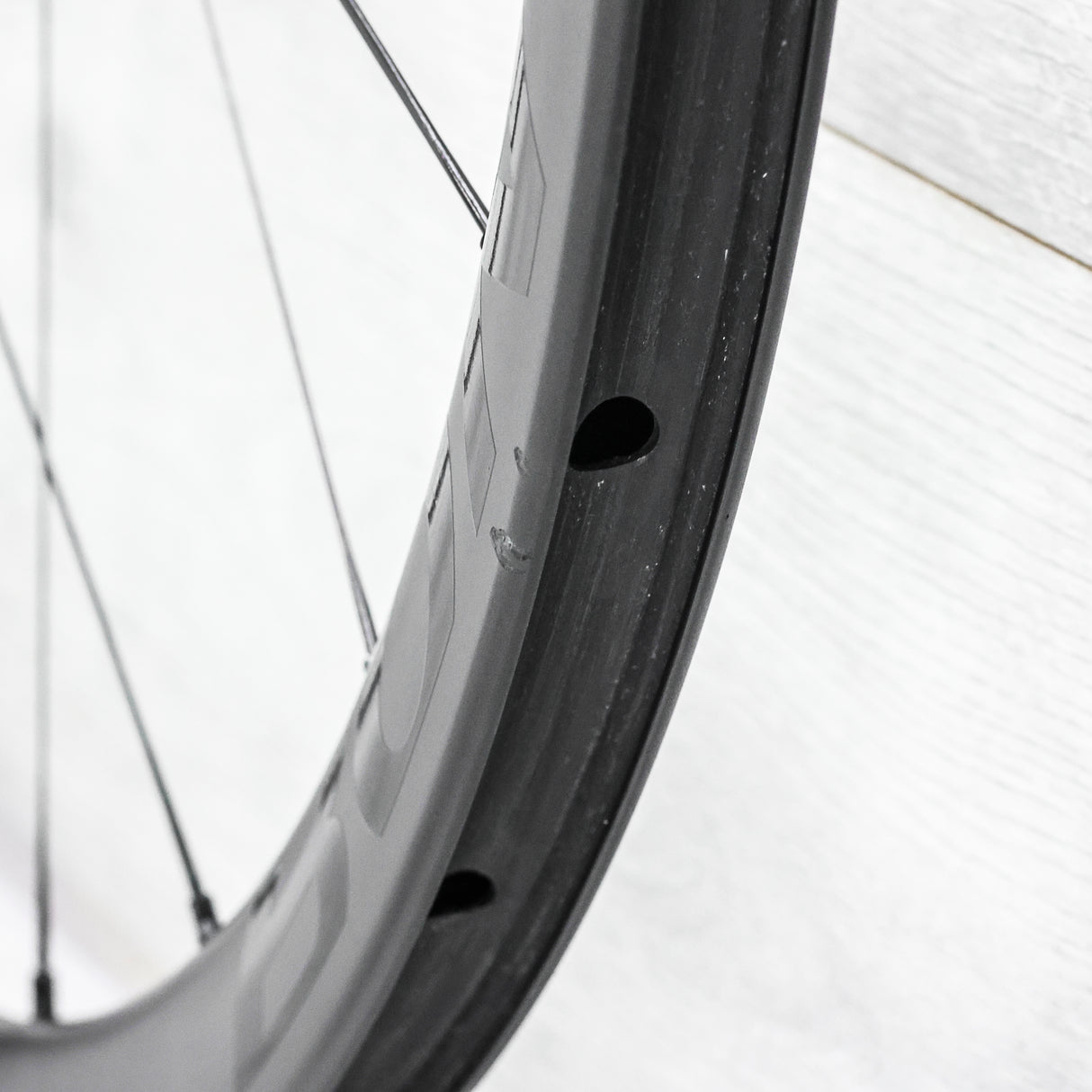 Bontrager Aeolus Pro 3 TLR Carbon Disc Wheelset – 700c, Tubeless, Center Lock, HG 11-Speed