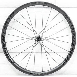 Bontrager Aeolus Pro 3 TLR Carbon Disc Wheelset – 700c, Tubeless, Center Lock, HG 11-Speed