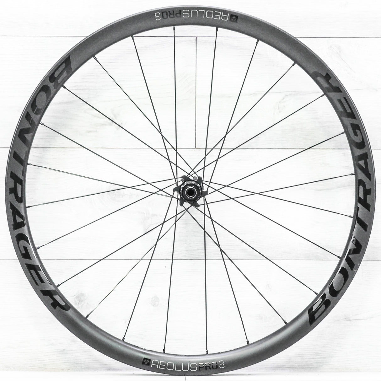 Bontrager Aeolus Pro 3 TLR Carbon Disc Wheelset – 700c, Tubeless, Center Lock, HG 11-Speed